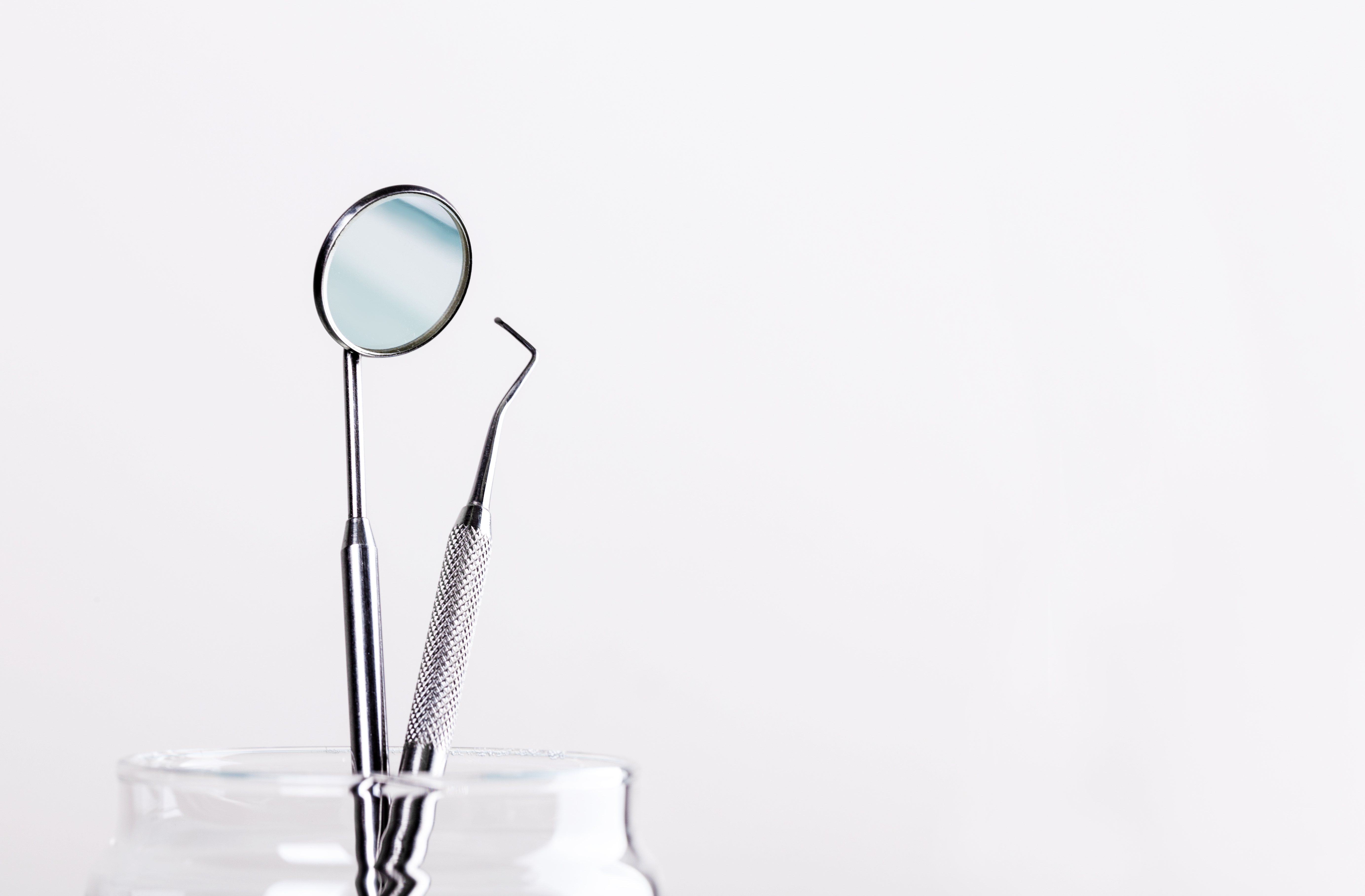 How Does Our Emergency Calgary Dentist Treat A Dental Emergency?